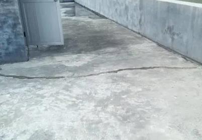 文峰楼顶漏水维修公司分享下如何解决卫生间隐蔽部位漏水的问题?